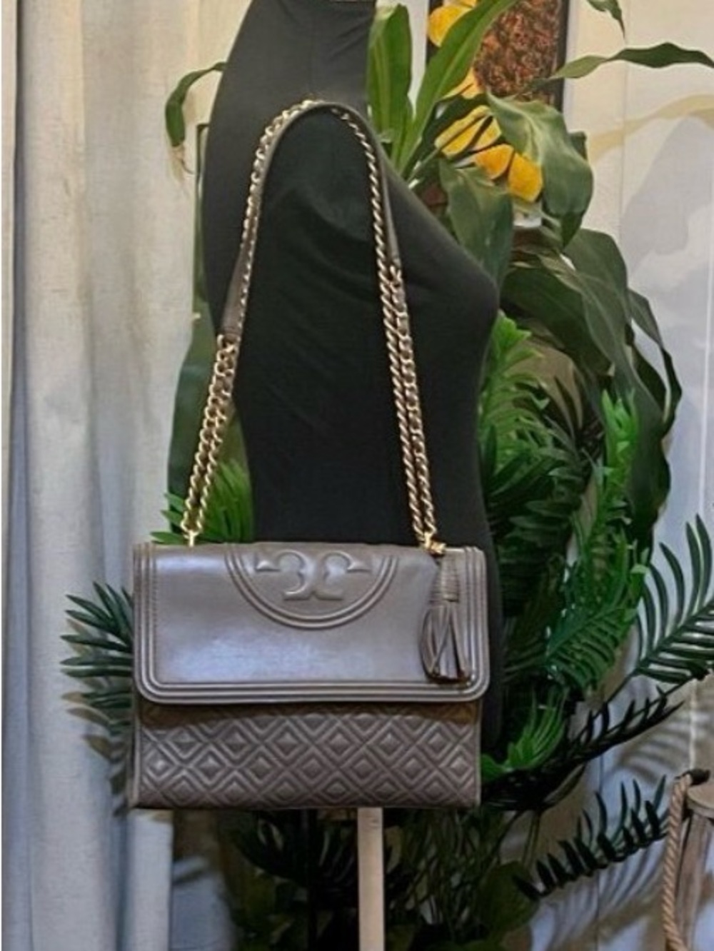 ♦️♦️ AUTHENTIC TORY BURCH QUILTED TAUPE/GREY FLEMING HANDBAG ♦️♦️ - Picture 10 of 11